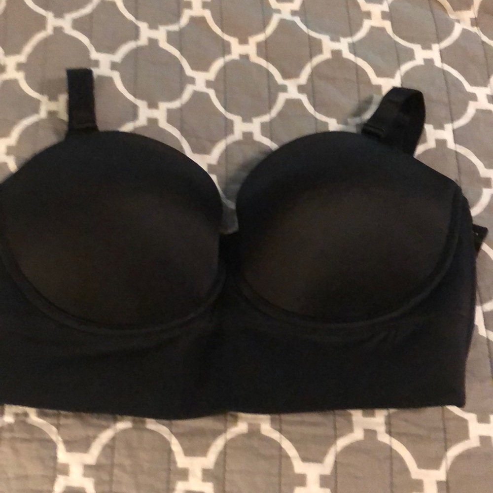 Black strapless/adjustable strap bra, 40DDD NEW!!